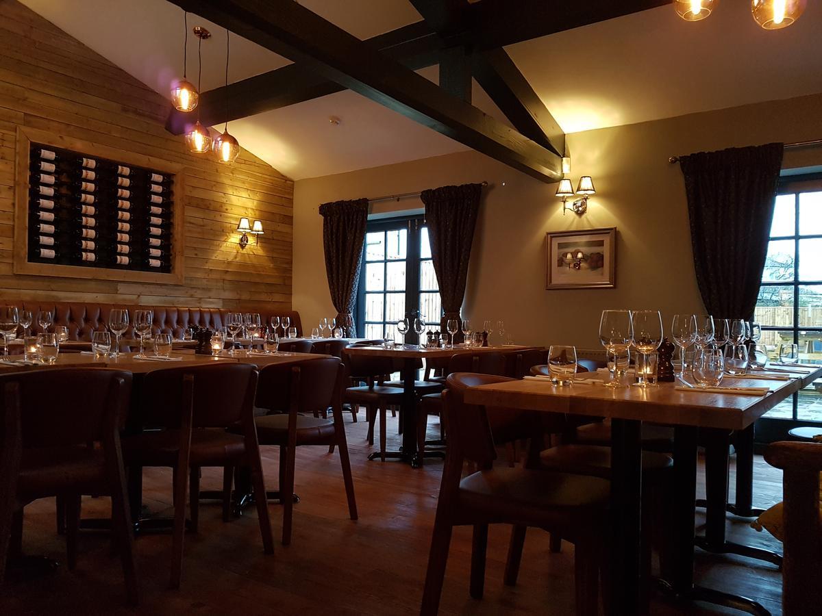 The Angel Inn Warminster Dış mekan fotoğraf